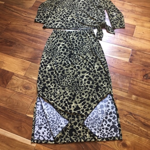 💥SALE💥 Women’s Size L Dresses - Picture 7 of 7